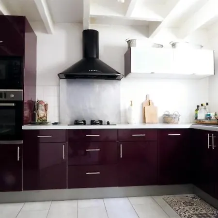 Casa de Férias Grande Maison Au Coeur De La - 10 Pers. - Fr-1-879-11