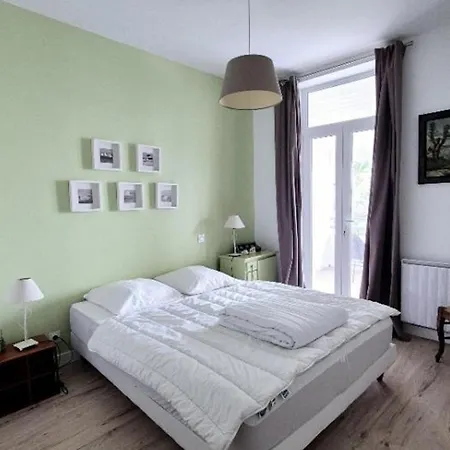 Grande Maison Au Coeur De La - 10 Pers. - Fr-1-879-11 Casa de Férias *