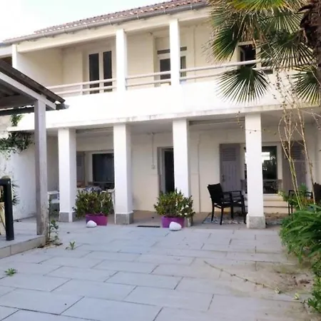 Grande Maison Au Coeur De La - 10 Pers. - Fr-1-879-11 Fouras